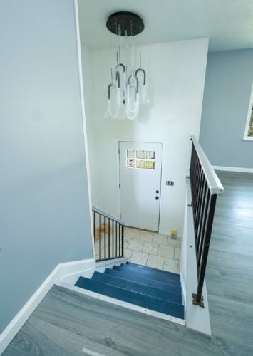 117 Skyline Dr, Pittsburgh, PA 15239-2815