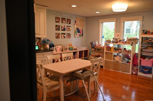 27 Weston St, Huntington Station NY 11746-4030 exterior