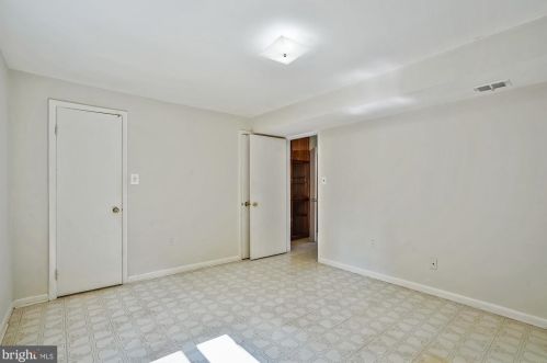 1730 Great Falls St, Mc Lean VA  22101-5063 exterior