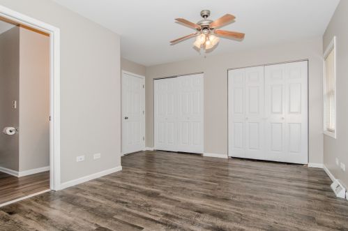 2703 Fairway Dr, Joliet IL 60435-5223 exterior