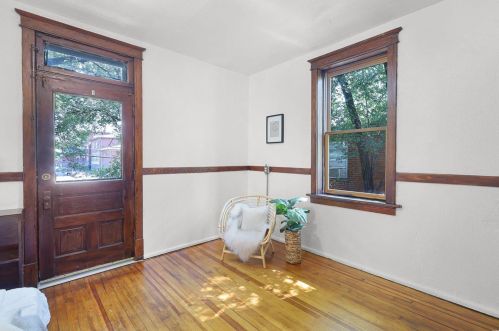 2921 Chippewa St, Saint Louis MO 63118-3720 exterior