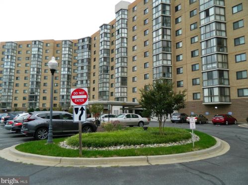 3330 Leisure World Blvd, Silver Spring MD  20906-5622 exterior
