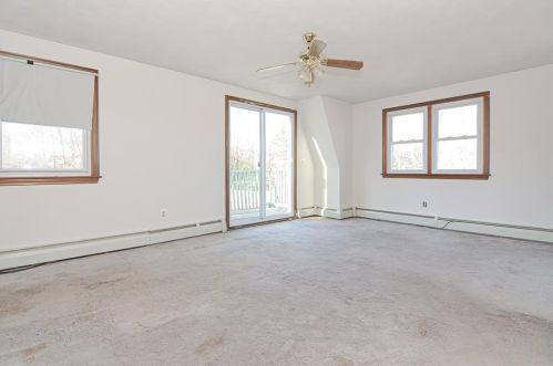 210 Greenhouse Rd, Coventry RI 02827-2101 exterior