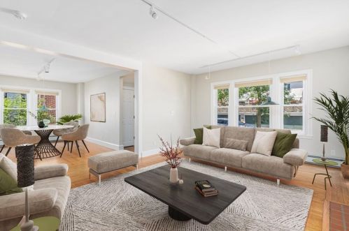 191 Medway St, Providence RI  02906-5201 exterior