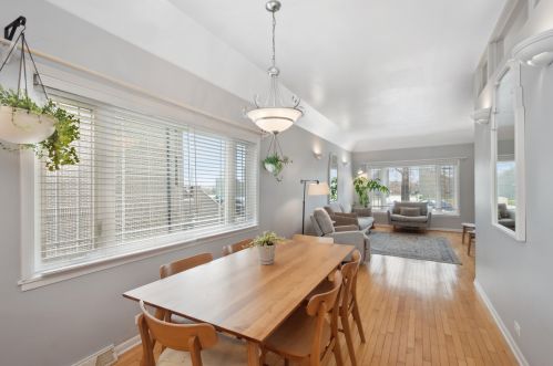 2821 Eleanor St, Chicago IL  60608-5404 exterior