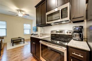 5617 Martel Ave, Dallas TX  75206-5619 exterior