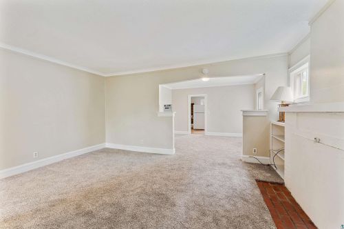 2019 6 St, Duluth MN 55806-2551 exterior