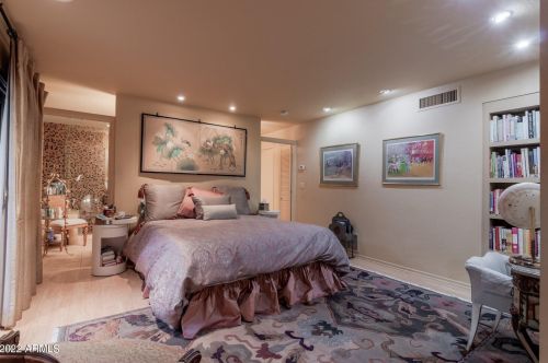 5326 26th St, Phoenix AZ 85050-1303 exterior