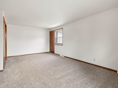 5026 Colonial Ct, Milwaukee WI 53220-2013 exterior