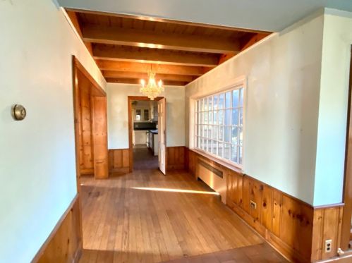 6100 Kilpatrick Ave, Chicago IL 60652-3516 exterior