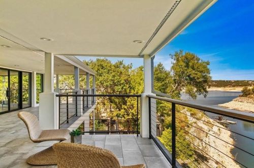 1027 Challenger, Austin TX 78734-4211 exterior