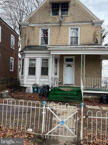 5901 11th St, Philadelphia, PA 19141-3210