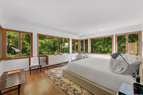 9 Fox Run, Armonk NY 10504-1011 exterior