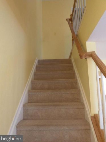 10846 Whiterim Dr, Rockville MD 20854-1779 exterior