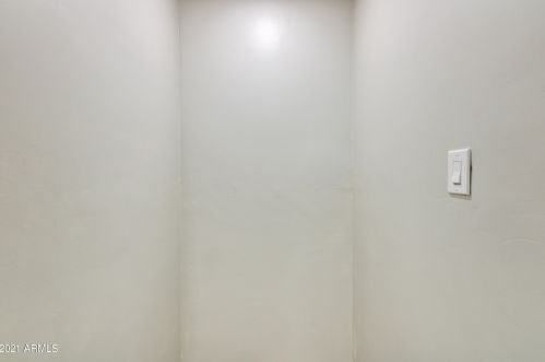 2902 18th Ave, Phoenix AZ  85015-6118 exterior