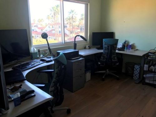 4760 San Sebastian Dr, Oxnard CA 93035-3640 exterior