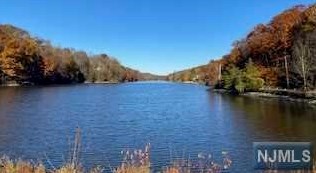 938 Homestead Dr, Fredon NJ  07860-4612 exterior