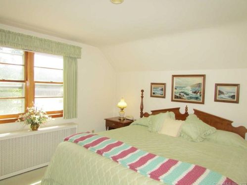 207 Eno Ave, Torrington CT 06790-5625 exterior