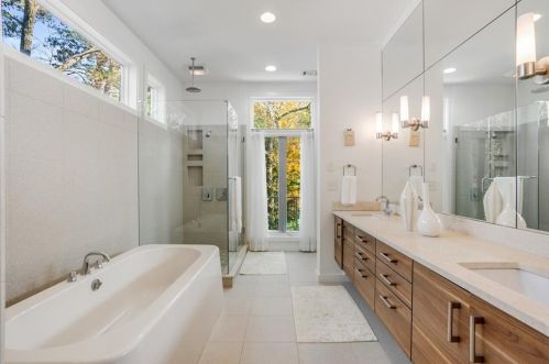 2679 Acorn Ave, Atlanta GA 30305-3703 exterior