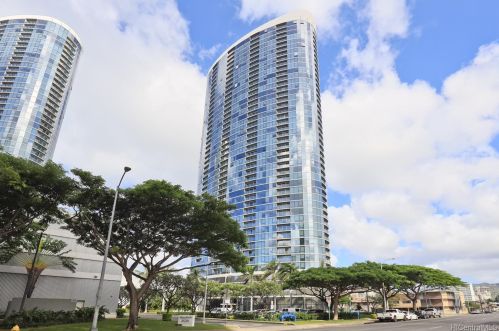 1296 Kapiolani Blvd, Honolulu HI  96814-2803 exterior