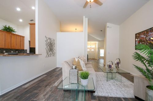 18245 Collridge Dr, Tampa FL 33647-2911 exterior