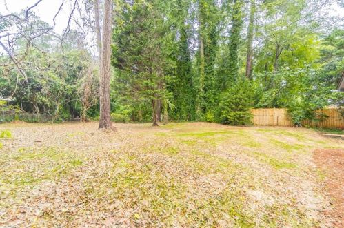 1937 Clairmont Ter, Atlanta GA  30345-2309 exterior