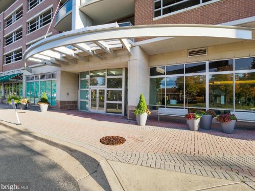 5750 Bou Ave, Rockville MD 20852-1645 exterior