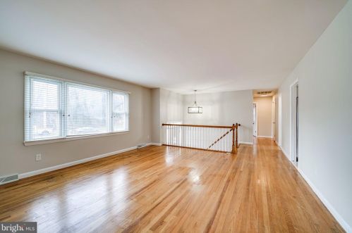 4110 Duvawn St, Alexandria VA 22310-2022 exterior