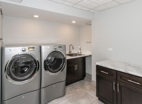 6508 Oakwood Mnr Dr, Bull Valley IL 60012-1196 exterior