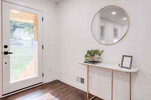 738 Lynn Valley Rd, Atlanta GA  30311-2335 exterior