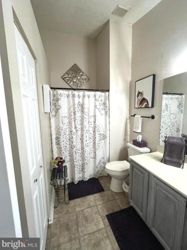 8124 Brightridge Ct, Ellicott MD 21043-6988 exterior