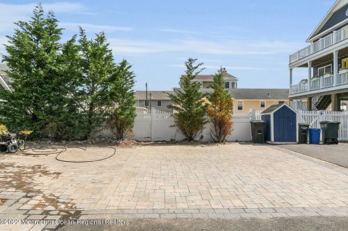 616 Ocean Ave, Locust NJ 07760-4102 exterior