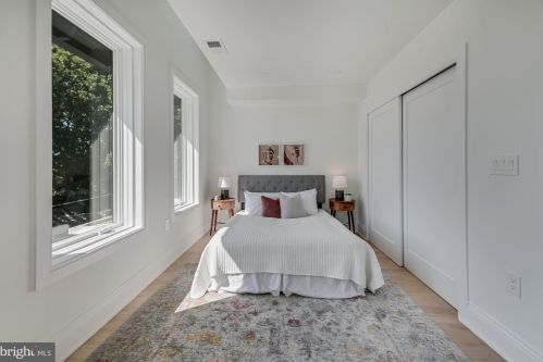 835 Longfellow St, Washington DC  20011-8205 exterior