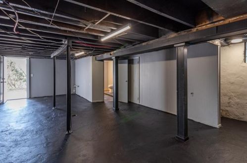 3196 Kestner Ave, Pittsburgh PA 15227-2424 exterior