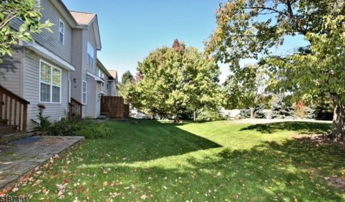 706 Wendover Ct, Dover NJ 07869-1641 exterior