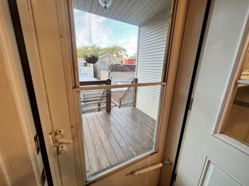 2740 Agatite Ave, Chicago IL 60706-4726 exterior