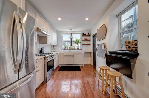 1930 Juniper St, Philadelphia PA 19148-2218 exterior