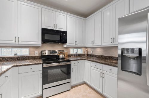 800 Southstar Dr, Fort Pierce FL 34949-9121 exterior