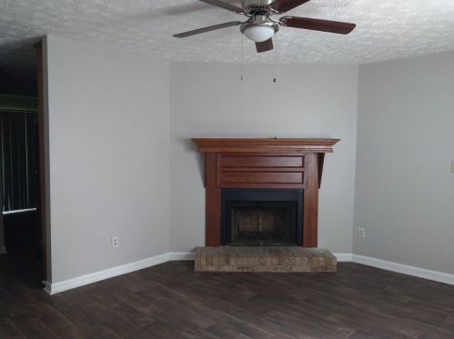 2003 Laboon Cir, Atlanta GA  30349-5246 exterior