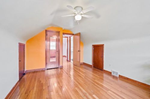 231 Munsey Ave, Pittsburgh PA 15227-2917 exterior