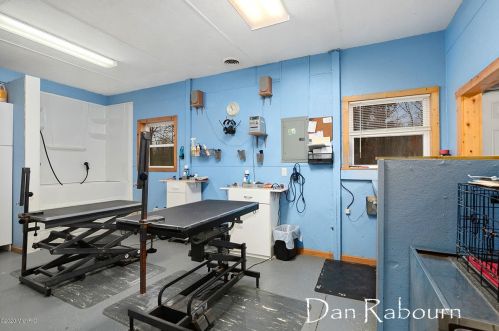 1662 136th St, Grant MI 49327-9643 exterior