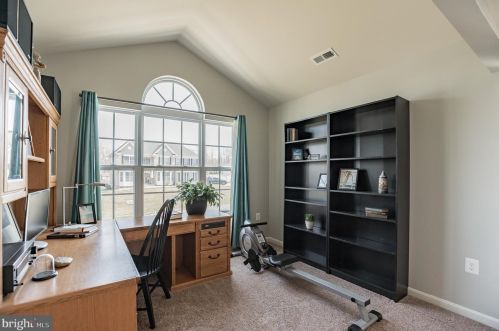 1190 Fairwood Dr, Huntingtown MD 20639-3931 exterior