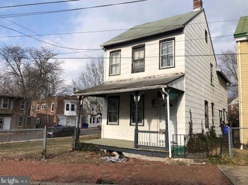 405 Jefferson Ave, Pottstown, PA 19464-4701