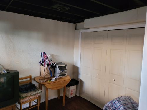 3845 61, Milwaukee WI 53216-2102 exterior