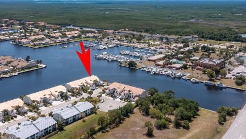 380 Stella Maris Dr, Naples FL 34114-9603 exterior