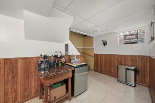 6625 64 St, Chicago IL 60638-4915 exterior