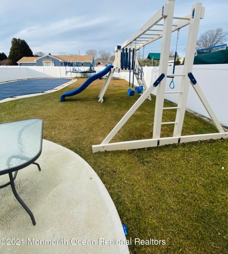 15 Fulton Ave, West Long Branch NJ  07764-1219 exterior