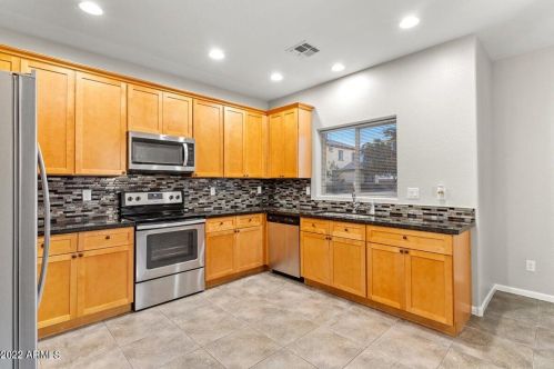 7312 18th Ln, Phoenix AZ  85041 exterior