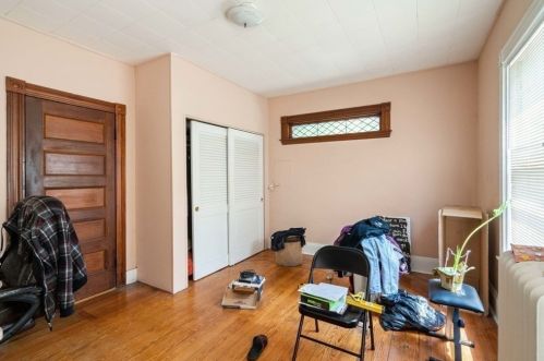 275 Tremont St, Newton MA 02458-2113 exterior