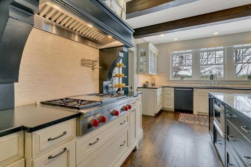 4372 Pne Pt Rd, Sartell MN 56377-9747 exterior